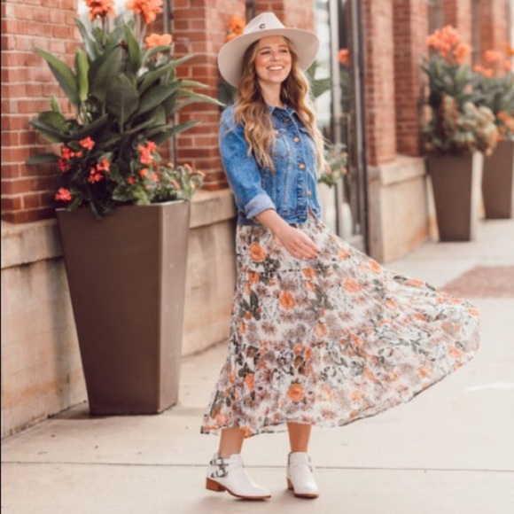 Frye Ray Leather Belt Western Shootie/Ankle Bootie - Picture 2 of 16